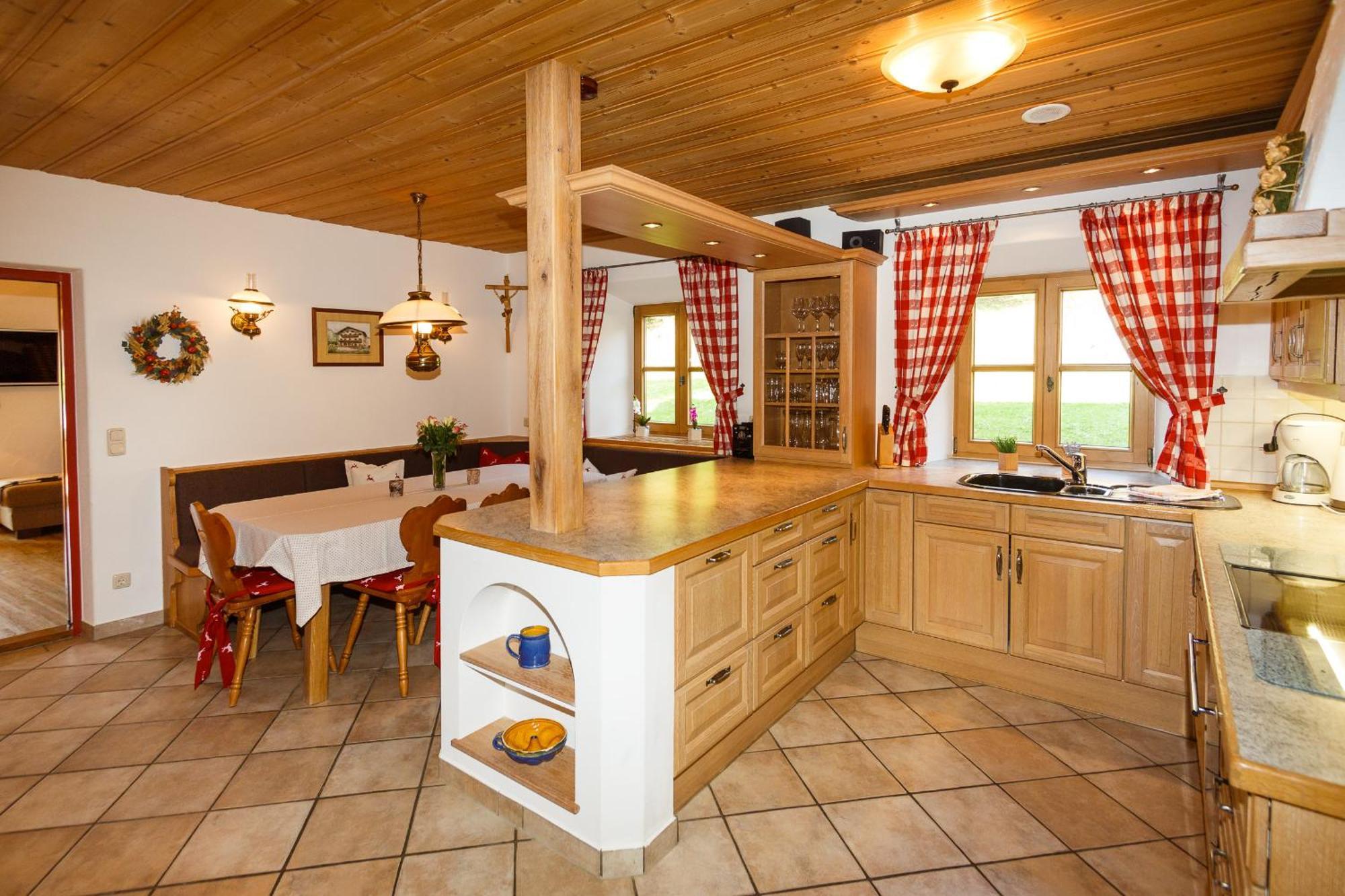 Lohener Hof - Ferienwohnungen Gastager Ruhpolding Exterior photo